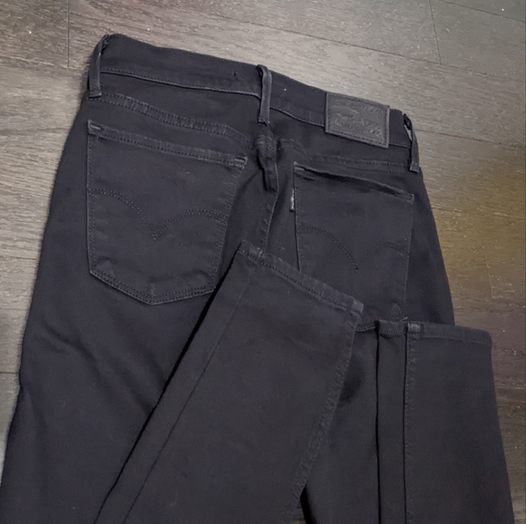 Levi's Black Super Skinny Jeans 26 x 32 - Picture 3 of 3
